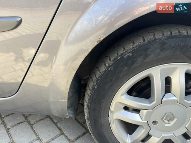 Сірий Рено Сценік, об'ємом двигуна 1.5 л та пробігом 273 тис. км за 4400 $, фото 18 на Automoto.ua