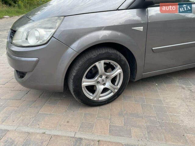 Сірий Рено Сценік, об'ємом двигуна 1.5 л та пробігом 220 тис. км за 4700 $, фото 16 на Automoto.ua