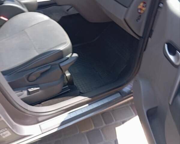 Сірий Рено Сценік, об'ємом двигуна 0 л та пробігом 206 тис. км за 6099 $, фото 6 на Automoto.ua