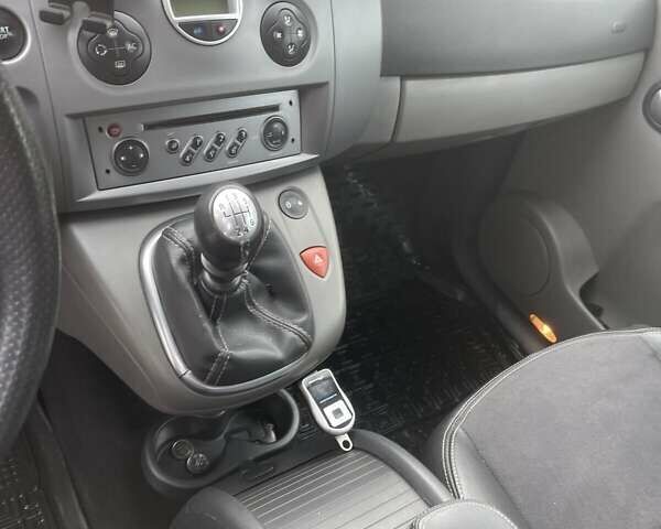 Сірий Рено Сценік, об'ємом двигуна 1.46 л та пробігом 175 тис. км за 6899 $, фото 68 на Automoto.ua