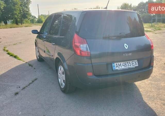Серый Рено Сценик, объемом двигателя 1.6 л и пробегом 189 тыс. км за 6700 $, фото 3 на Automoto.ua