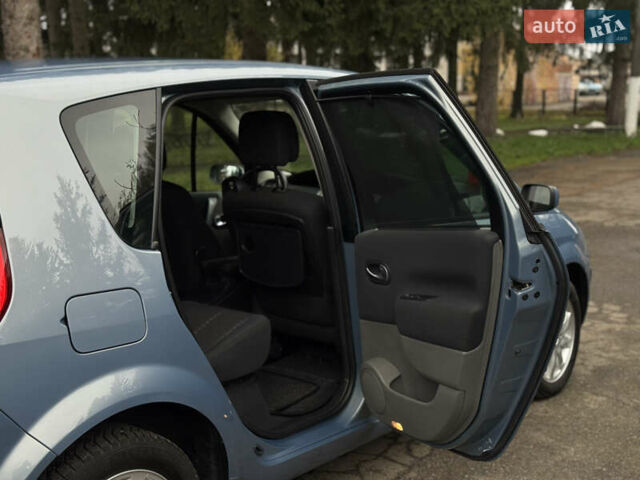 Серый Рено Сценик, объемом двигателя 1.6 л и пробегом 190 тыс. км за 5650 $, фото 20 на Automoto.ua