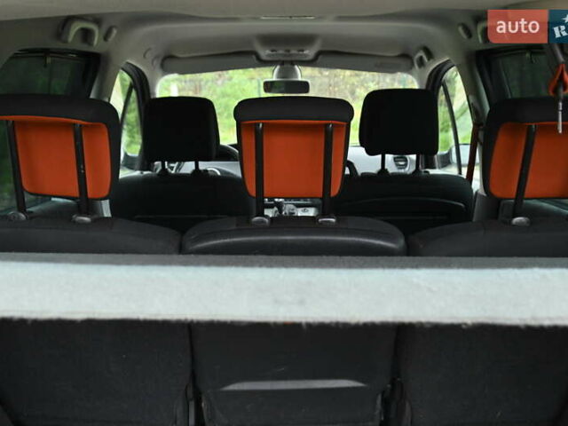 Серый Рено Сценик, объемом двигателя 1.9 л и пробегом 270 тыс. км за 5300 $, фото 50 на Automoto.ua