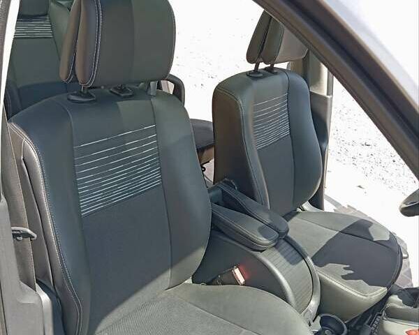 Сірий Рено Сценік, об'ємом двигуна 0 л та пробігом 206 тис. км за 6099 $, фото 3 на Automoto.ua