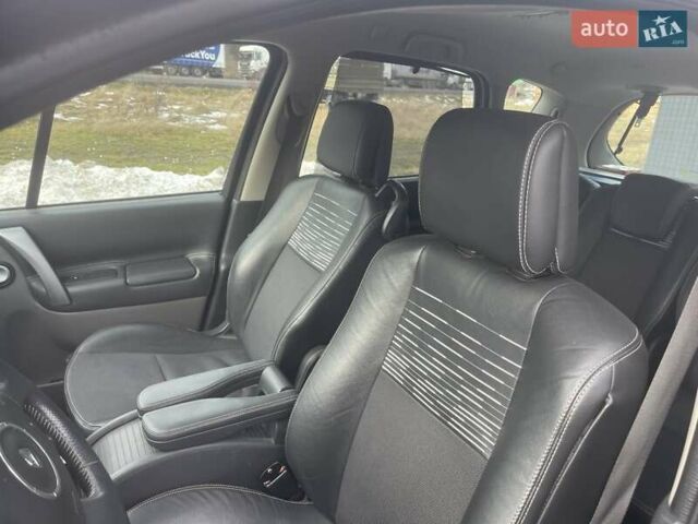 Сірий Рено Сценік, об'ємом двигуна 1.46 л та пробігом 175 тис. км за 6899 $, фото 47 на Automoto.ua