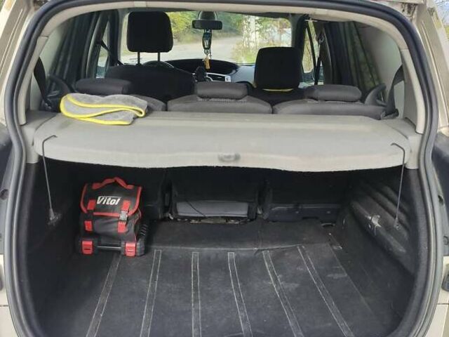 Сірий Рено Сценік, об'ємом двигуна 1.6 л та пробігом 230 тис. км за 4300 $, фото 5 на Automoto.ua