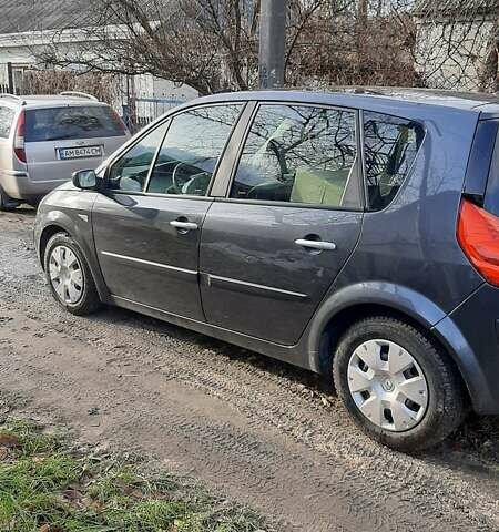 Серый Рено Сценик, объемом двигателя 0 л и пробегом 220 тыс. км за 5800 $, фото 10 на Automoto.ua