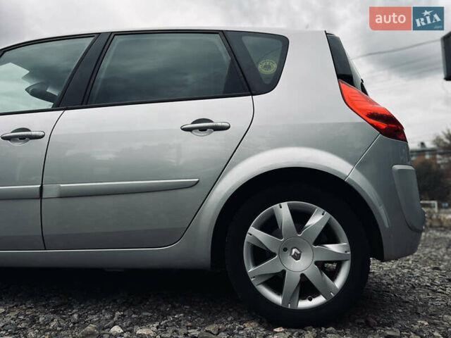 Сірий Рено Сценік, об'ємом двигуна 2 л та пробігом 128 тис. км за 7100 $, фото 21 на Automoto.ua