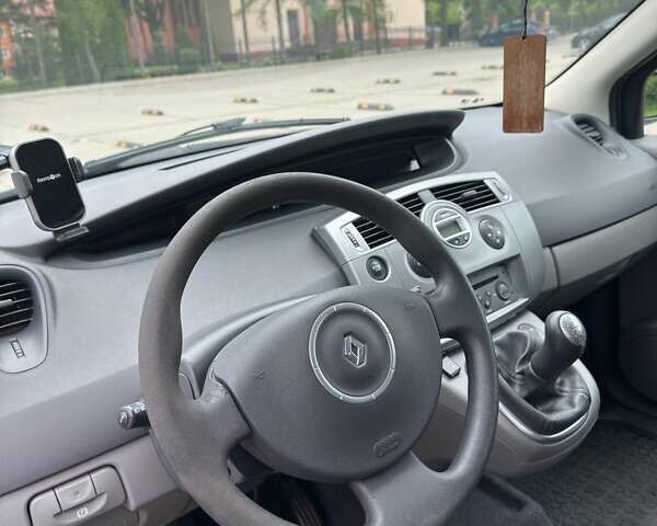 Сірий Рено Сценік, об'ємом двигуна 1.6 л та пробігом 141 тис. км за 5000 $, фото 24 на Automoto.ua