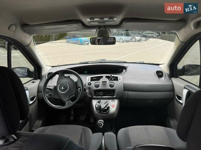 Серый Рено Сценик, объемом двигателя 2 л и пробегом 174 тыс. км за 5750 $, фото 8 на Automoto.ua