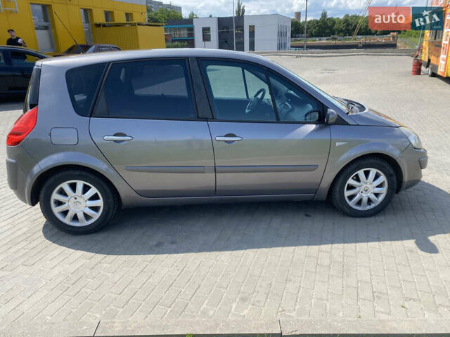 Сірий Рено Сценік, об'ємом двигуна 1.9 л та пробігом 300 тис. км за 5600 $, фото 4 на Automoto.ua