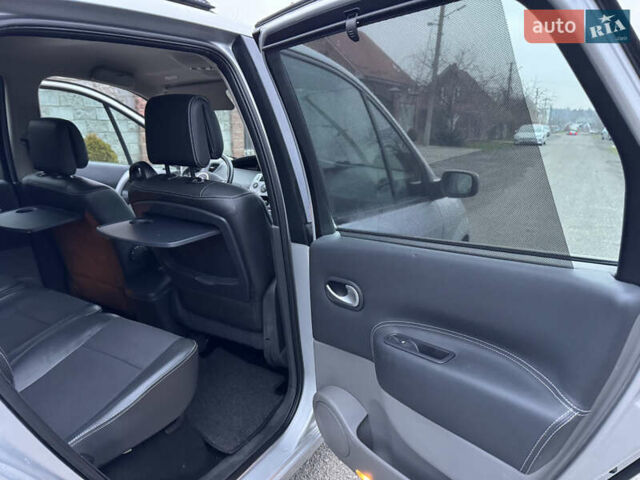 Серый Рено Сценик, объемом двигателя 1.99 л и пробегом 227 тыс. км за 4900 $, фото 15 на Automoto.ua