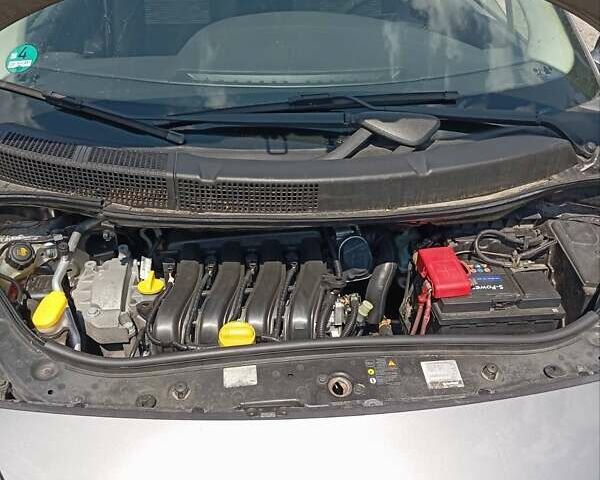 Сірий Рено Сценік, об'ємом двигуна 0 л та пробігом 206 тис. км за 6099 $, фото 5 на Automoto.ua