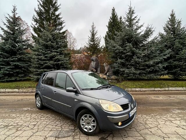 Серый Рено Сценик, объемом двигателя 1.5 л и пробегом 280 тыс. км за 4750 $, фото 1 на Automoto.ua
