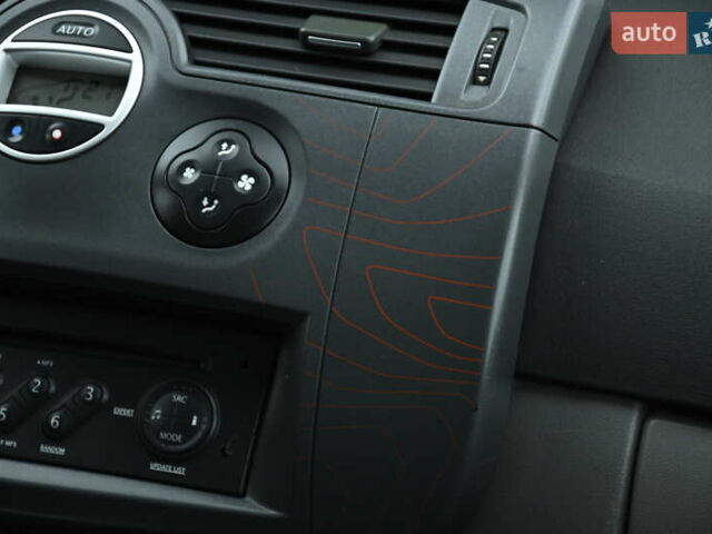 Серый Рено Сценик, объемом двигателя 1.9 л и пробегом 270 тыс. км за 5300 $, фото 47 на Automoto.ua