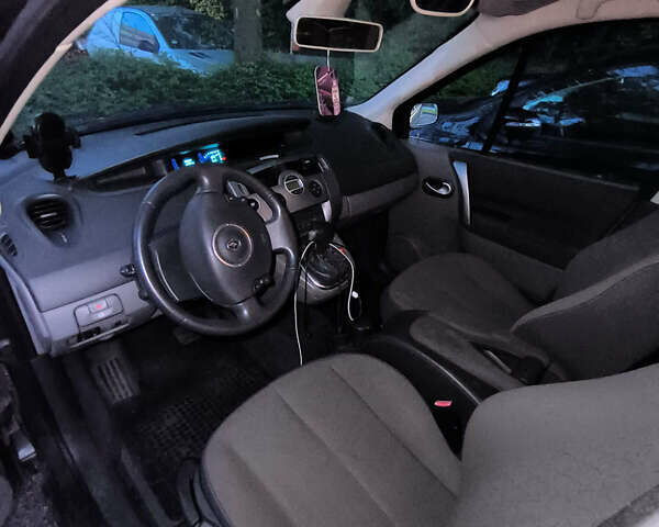 Серый Рено Сценик, объемом двигателя 1.9 л и пробегом 233 тыс. км за 2339 $, фото 4 на Automoto.ua