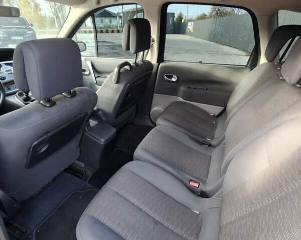 Рено Сценик 2008 в Львове на Automoto.ua Серый Рено Сценик, объемом двигателя 2 л и пробегом 300 тыс. км за 3800 $, фото 8 на Automoto.ua