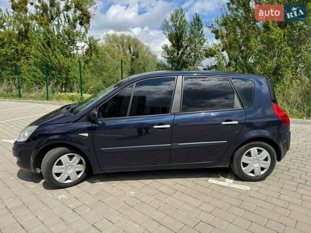 Серый Рено Сценик, объемом двигателя 2 л и пробегом 174 тыс. км за 5750 $, фото 4 на Automoto.ua