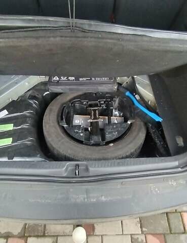 Серый Рено Сценик, объемом двигателя 1.5 л и пробегом 250 тыс. км за 6300 $, фото 10 на Automoto.ua