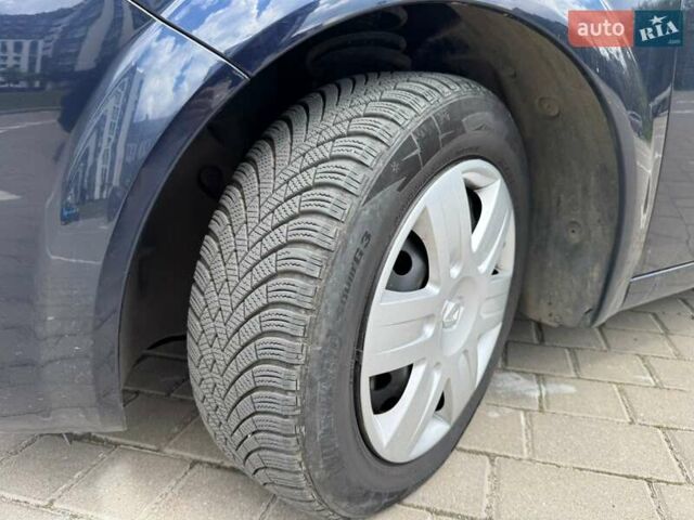 Серый Рено Сценик, объемом двигателя 2 л и пробегом 174 тыс. км за 5750 $, фото 14 на Automoto.ua