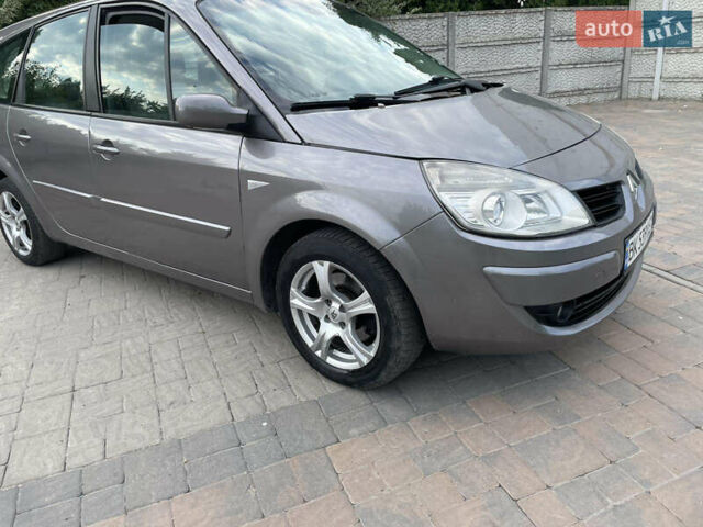 Сірий Рено Сценік, об'ємом двигуна 1.5 л та пробігом 220 тис. км за 4700 $, фото 13 на Automoto.ua