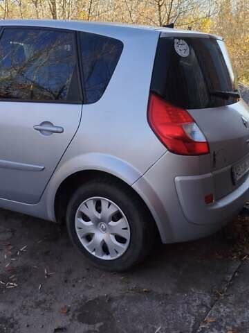 Серый Рено Сценик, объемом двигателя 1.6 л и пробегом 239 тыс. км за 5800 $, фото 6 на Automoto.ua