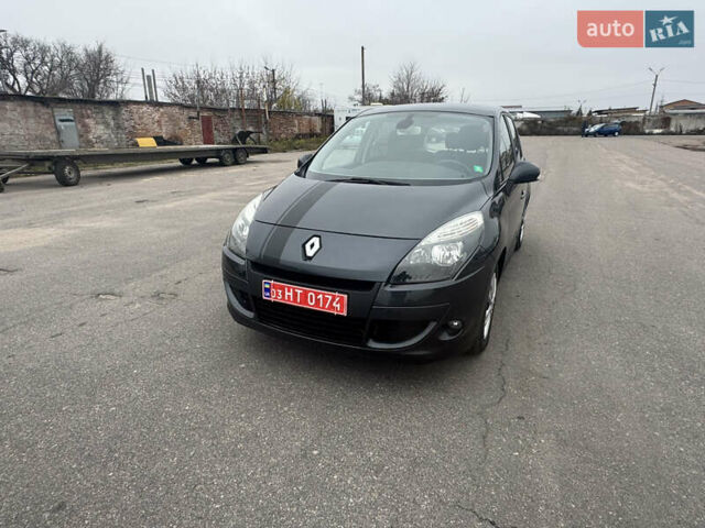 Серый Рено Сценик, объемом двигателя 1.6 л и пробегом 218 тыс. км за 7800 $, фото 18 на Automoto.ua