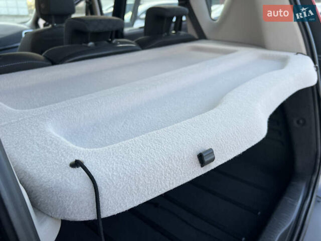 Сірий Рено Сценік, об'ємом двигуна 1.6 л та пробігом 237 тис. км за 7650 $, фото 59 на Automoto.ua