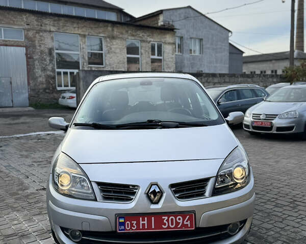 Сірий Рено Сценік, об'ємом двигуна 1.6 л та пробігом 210 тис. км за 5499 $, фото 5 на Automoto.ua