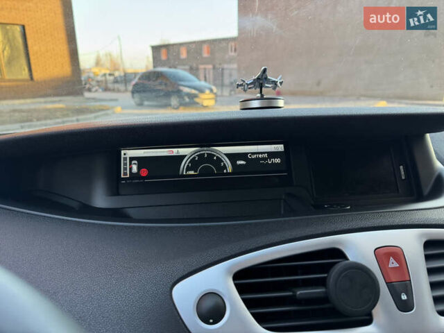 Сірий Рено Сценік, об'ємом двигуна 1.46 л та пробігом 265 тис. км за 5350 $, фото 10 на Automoto.ua