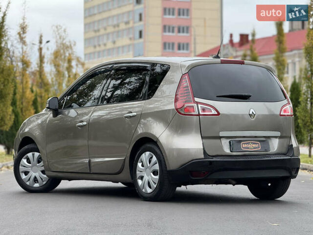 Сірий Рено Сценік, об'ємом двигуна 1.5 л та пробігом 234 тис. км за 5700 $, фото 12 на Automoto.ua