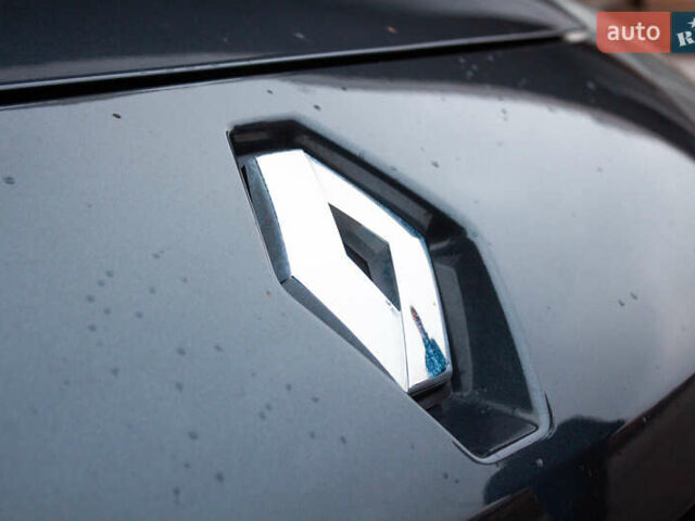 Серый Рено Сценик, объемом двигателя 2 л и пробегом 130 тыс. км за 8200 $, фото 45 на Automoto.ua
