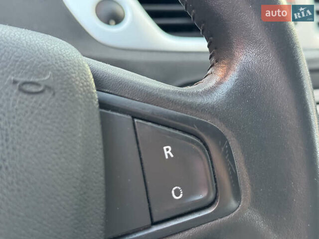 Сірий Рено Сценік, об'ємом двигуна 1.46 л та пробігом 265 тис. км за 5350 $, фото 11 на Automoto.ua