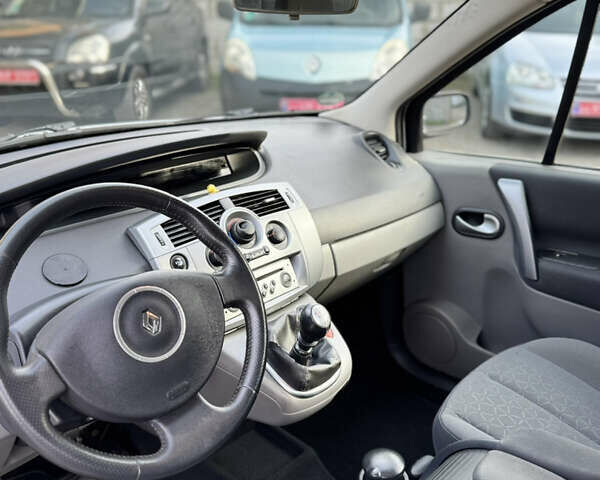 Сірий Рено Сценік, об'ємом двигуна 1.6 л та пробігом 210 тис. км за 5499 $, фото 6 на Automoto.ua