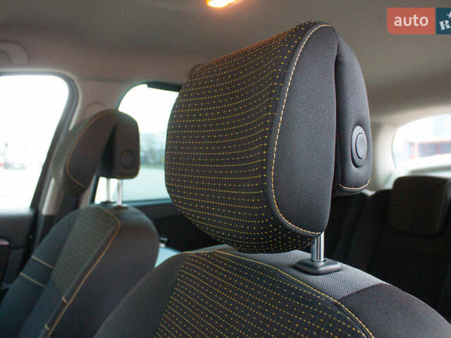 Серый Рено Сценик, объемом двигателя 2 л и пробегом 130 тыс. км за 8200 $, фото 15 на Automoto.ua