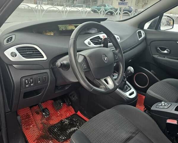 Серый Рено Сценик, объемом двигателя 1.4 л и пробегом 270 тыс. км за 6000 $, фото 17 на Automoto.ua