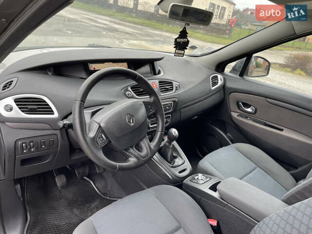 Сірий Рено Сценік, об'ємом двигуна 1.5 л та пробігом 268 тис. км за 6450 $, фото 19 на Automoto.ua