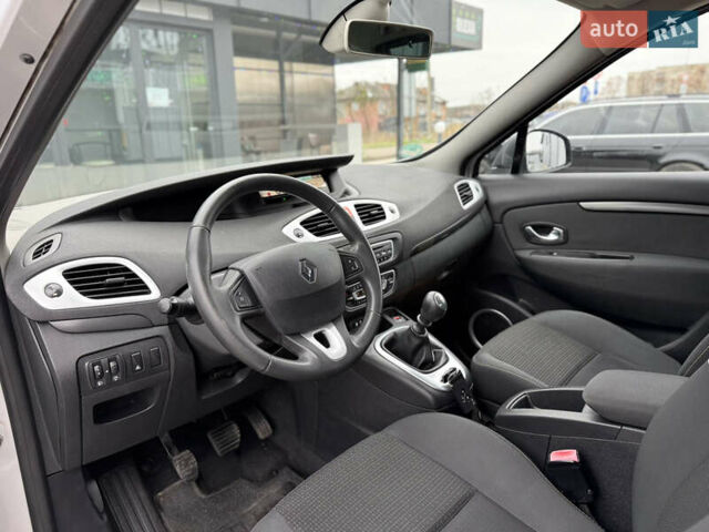 Серый Рено Сценик, объемом двигателя 1.6 л и пробегом 196 тыс. км за 6700 $, фото 50 на Automoto.ua