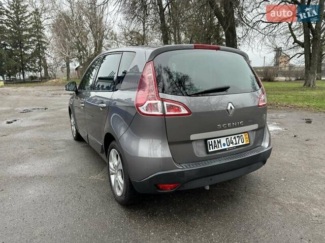 Серый Рено Сценик, объемом двигателя 1.6 л и пробегом 202 тыс. км за 8300 $, фото 14 на Automoto.ua