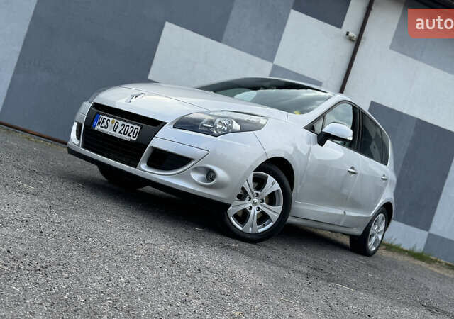 Рено Сценик 2009 в Виннице на Automoto.ua Серый Рено Сценик, объемом двигателя 0 л и пробегом 220 тыс. км за 7750 $, фото 3 на Automoto.ua