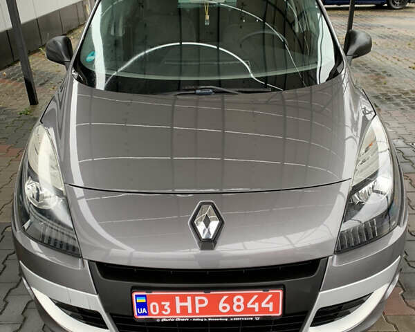 Серый Рено Сценик, объемом двигателя 1.6 л и пробегом 214 тыс. км за 7350 $, фото 27 на Automoto.ua