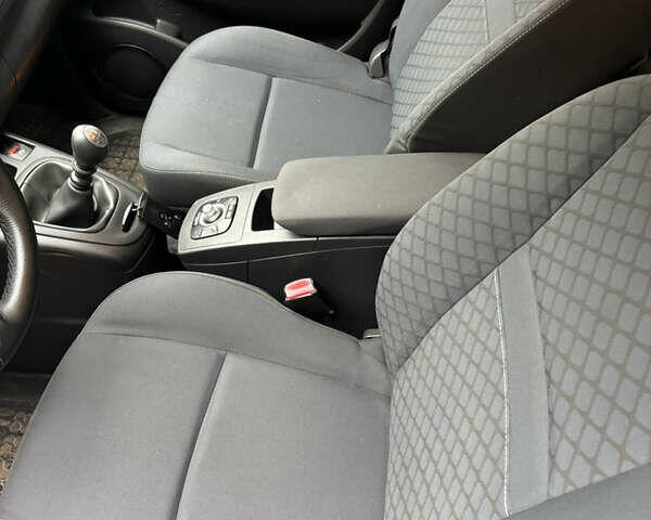 Серый Рено Сценик, объемом двигателя 1.87 л и пробегом 320 тыс. км за 6300 $, фото 9 на Automoto.ua