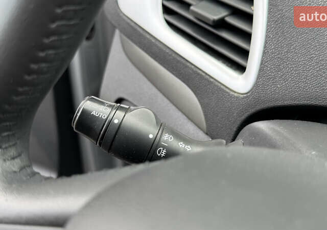 Рено Сценик 2009 в Виннице на Automoto.ua Серый Рено Сценик, объемом двигателя 0 л и пробегом 220 тыс. км за 7750 $, фото 47 на Automoto.ua