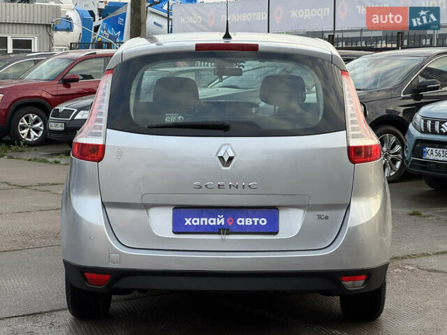 Сірий Рено Сценік, об'ємом двигуна 1.4 л та пробігом 176 тис. км за 7300 $, фото 5 на Automoto.ua