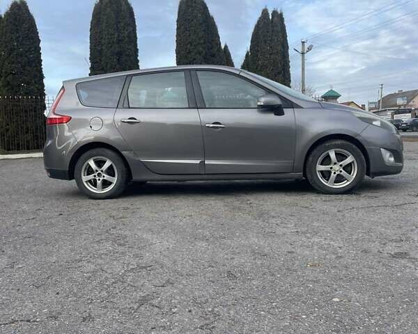 Сірий Рено Сценік, об'ємом двигуна 1.46 л та пробігом 269 тис. км за 6500 $, фото 5 на Automoto.ua