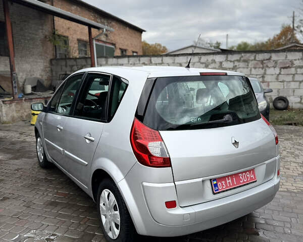 Рено Сценік 2009 у Луцьку на Automoto.ua Сірий Рено Сценік, об'ємом двигуна 1.6 л та пробігом 210 тис. км за 5400 $, фото 1 на Automoto.ua