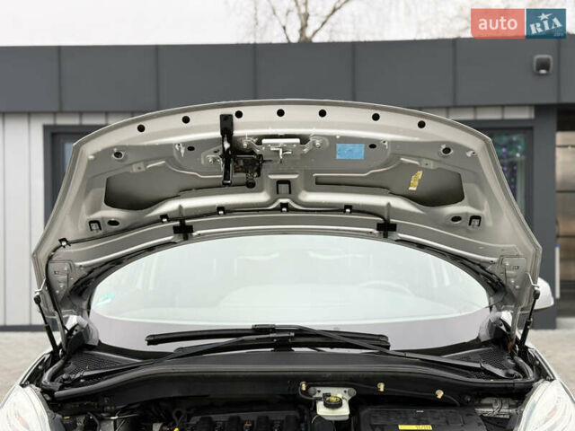 Серый Рено Сценик, объемом двигателя 1.6 л и пробегом 196 тыс. км за 6700 $, фото 31 на Automoto.ua