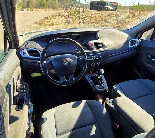 Серый Рено Сценик, объемом двигателя 15 л и пробегом 230 тыс. км за 6800 $, фото 8 на Automoto.ua
