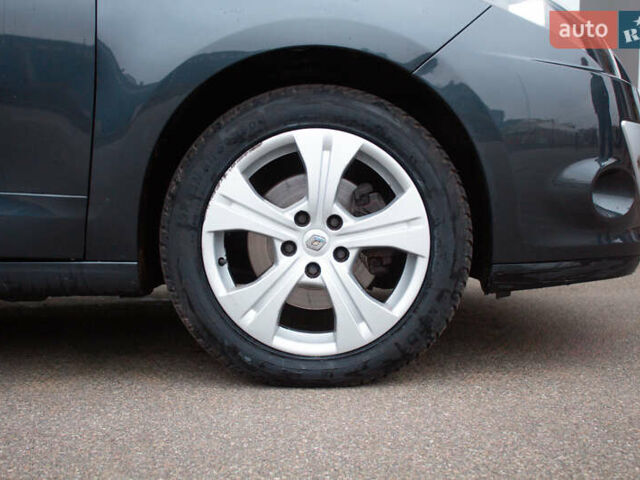 Серый Рено Сценик, объемом двигателя 2 л и пробегом 130 тыс. км за 8200 $, фото 8 на Automoto.ua