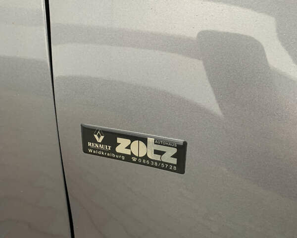 Серый Рено Сценик, объемом двигателя 1.6 л и пробегом 214 тыс. км за 7350 $, фото 25 на Automoto.ua